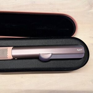 Dyson airstrait straightener in Jasper Plum color- like new with box